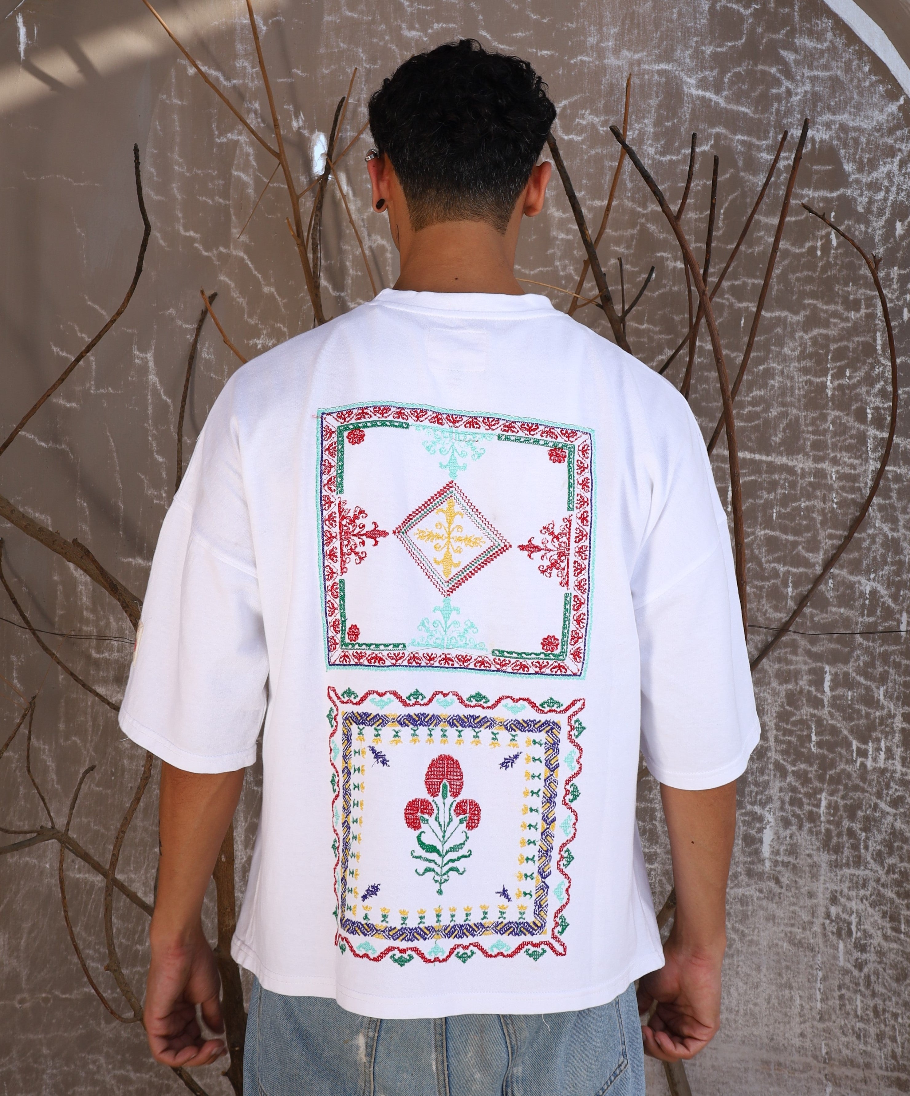 چمکدار چوکور | Embroidery Tee